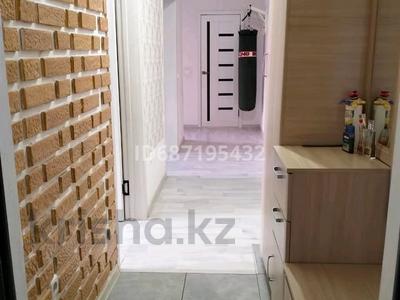 2-бөлмелі пәтер, 54 м², 2/10 қабат, мкр Городской Аэропорт, бағасы: 20.2 млн 〒 в Караганде, Казыбек би р-н