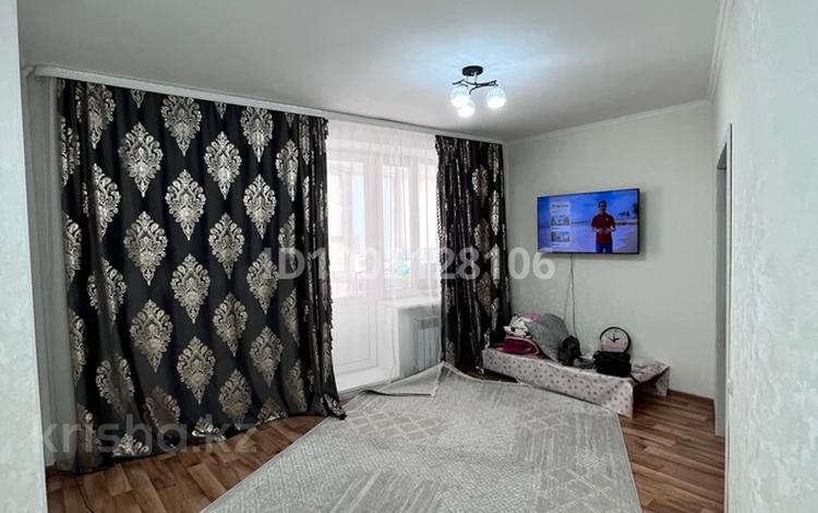 3-бөлмелі пәтер · 75 м² · 7/9 қабат, Самал, бағасы: 36 млн ₸ в Уральске — фото 2