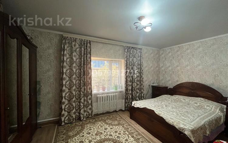 2-комнатный дом помесячно, 70 м², 12 улица 47