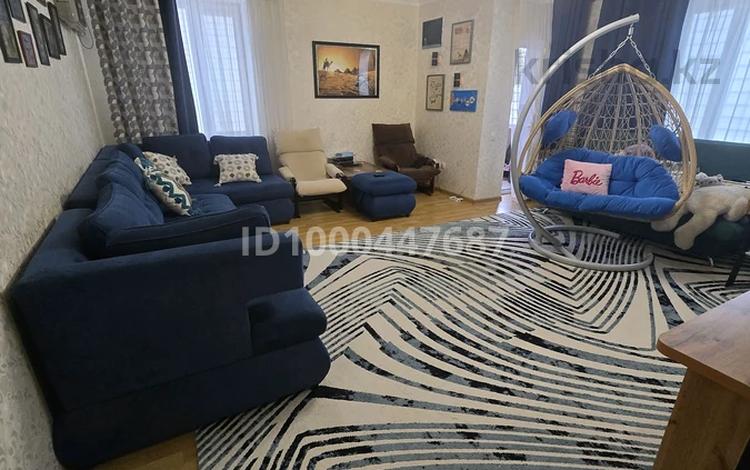 3-бөлмелі пәтер · 96 м² · 2/5 қабат, 3-й мкр 22, бағасы: 30 млн ₸ в Актау — фото 2