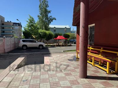 Продажа квартир в Карагандинской обл.: 3-комнатная квартира · 120 м² · 8/9 этаж, мкр Юго-Восток, Муканова 1/6 за 32 млн 〒 3-комнатная квартира · 120 м² · 8/9 этаж, мкр Юго-Восток, Муканова 1/6 за 32 млн 〒 в Караганде, Казыбек би р-н