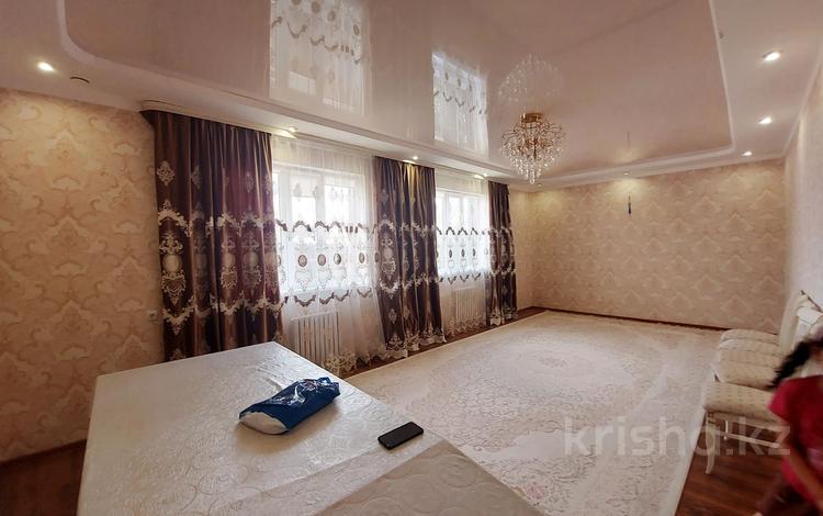 Отдельный дом · 4 комнаты · 150 м² · 8 сот., 2-ая вербовая 8 за 29 млн 〒 в Уральске — фото 2