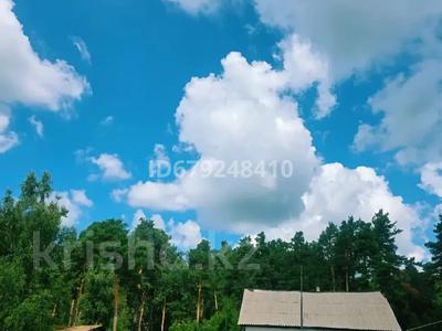 Отдельный дом · 4 комнаты · 60 м² · 23 сот., Достық 21 — Аккольское лесное хозяйство, улица достык 21, напротив закрытого магазина съезд направо, затем прямо до упора и налево. на летнике висит желтый баннер за 45 млн 〒