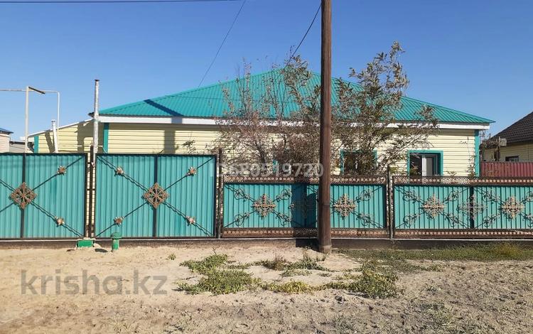 Отдельный дом · 4 комнаты · 150 м² · 7 сот., Мухтара Бактыгереева 46 за 250 000 ₸ в Атырау, мкр Ак депо — фото 11
