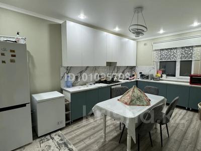Отдельный дом · 6 комнат · 170 м² · 12 сот., Райымбек батыр 69 за 35 млн ₸ в Актобе, жилой массив Акжар-2