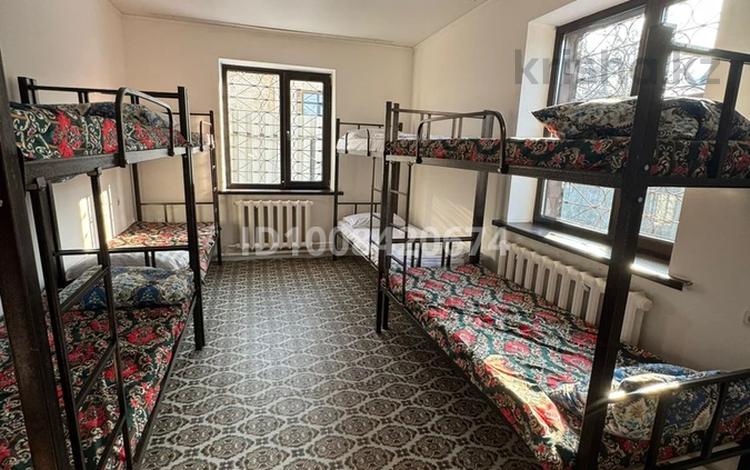 1 бөлме · 140 м², мкр Жазира 3 — Момышулы Шаляпина, бағасы: 40 000 ₸ в Алматы, Ауэзовский р-н — фото 11