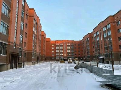 1-комнатная квартира, 45 м², 1/5 этаж, мкр. Алтын орда, Мангилик Ел за 12 млн 〒 в Актобе, мкр. Алтын орда