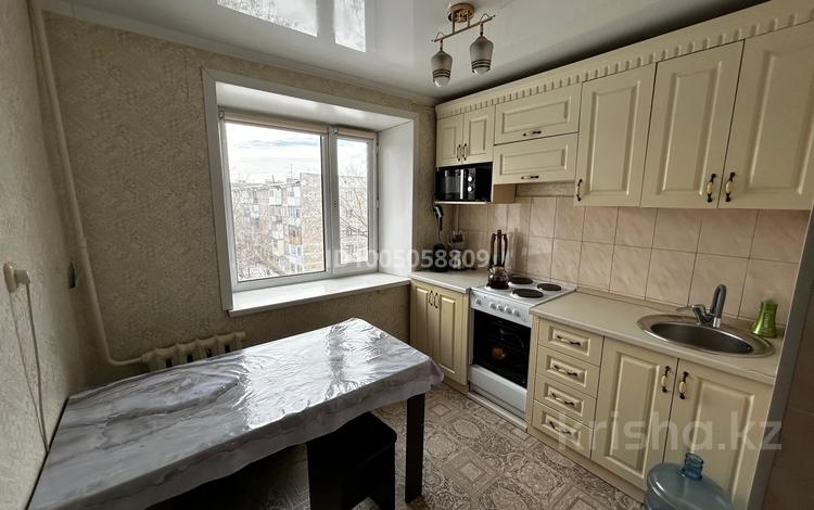 3-комнатная квартира · 64.4 м² · 4/5 этаж, мкр Юго-Восток 11 за 23.5 млн ₸ в Караганде, Казыбек би р-н — фото 7