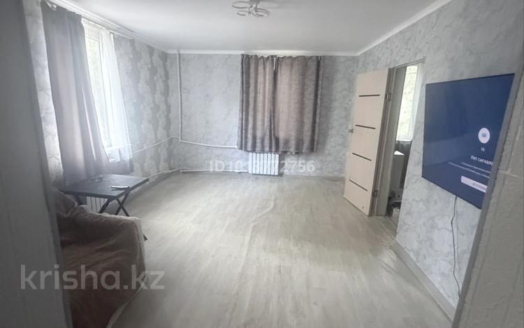 2-комнатная квартира · 45 м² · 2/2 этаж, Старый город 23 — Алтынсарина за 7.5 млн ₸ в Актобе — фото 2