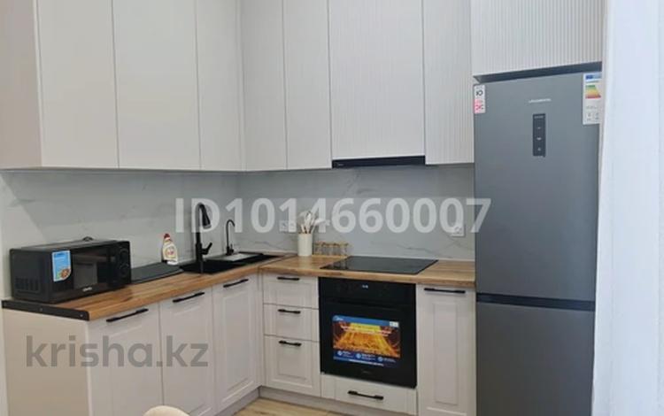 1-комнатная квартира · 40 м² · 7 этаж, Бухар Жырау 33 за 280 000 ₸ в Астане, Есильский р-н — фото 2