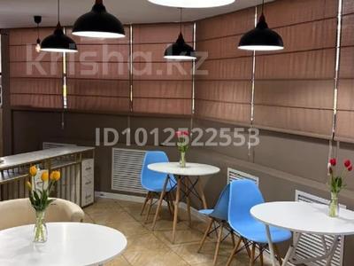 Бани, гостиницы и зоны отдыха · 462.2 м² за 600 млн ₸ в Астане, Есильский р-н