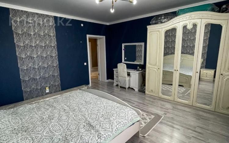 2-комнатная квартира · 88.7 м² · 4/5 этаж, мкр. Алтын орда за 41.9 млн ₸ в Актобе — фото 13