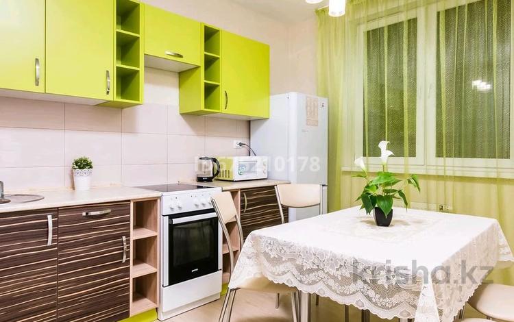 2-комнатная квартира, 48 м², 2/5 этаж посуточно, Брусиловского 34 за 15 000 〒 в Петропавловске — фото 2