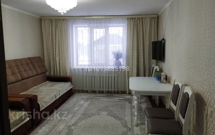 Отдельный дом · 3 комнаты · 100 м² · 5.5 сот., Дулатова — 20 квартал за 27 млн ₸ в Семее — фото 2