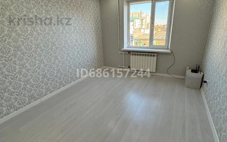 3-бөлмелі пәтер · 70 м² · 4/5 қабат, мкр 11, Шайкенова — Шайкенова, бағасы: 27 млн ₸ в Актобе — фото 37