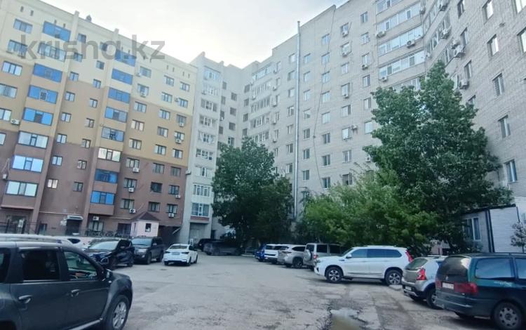 2-бөлмелі пәтер · 72 м² · 4/10 қабат, мкр 5, Алии Молдагуловой, бағасы: 26 млн ₸ в Актобе — фото 2