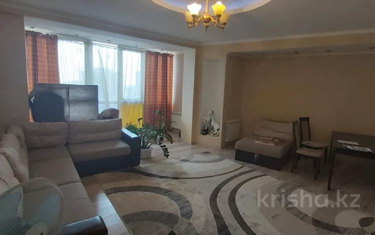 4-комнатная квартира, 145 м², 8/22 этаж, Шамши Калдаякова 11 за 47 млн 〒 в Астане, Алматы р-н — фото 9