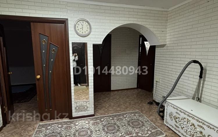 3-комнатная квартира · 68.7 м² · 3/3 этаж, Байганина 2 — Возле школы им М.Арына за 15.5 млн ₸ в Актобе, жилой массив Жилянка — фото 2