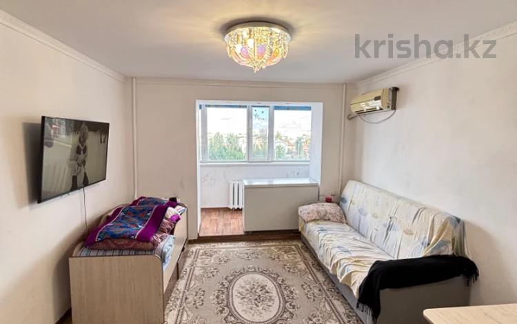 2-комнатная квартира · 43.5 м² · 6/10 этаж, БЕКХОЖИНА 3 за 19.8 млн 〒 в Павлодаре — фото 2