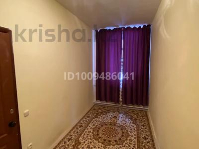 2-бөлмелі пәтер · 42.4 м² · 1/2 қабат, назарбаева 231 231 — находится в районе маметовой возле площади, бағасы: 10 млн ₸ в Уральске
