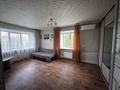 1-комнатная квартира · 32 м² · 4/4 этаж, Косарева за 120 000 ₸ в Усть-Каменогорске, Ульбинский