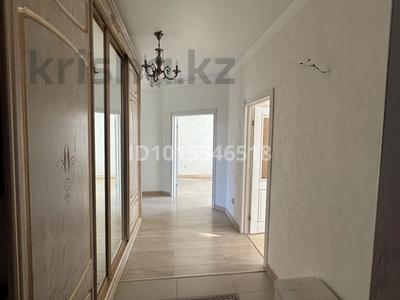 2-комнатная квартира · 72.5 м² · 2/14 этаж, Мангилик Ел 17 за 400 000 ₸ в Астане, Есильский р-н