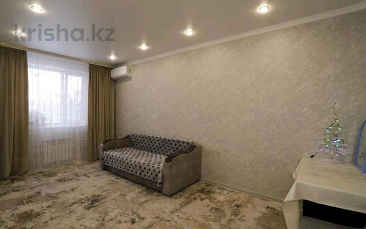 2-бөлмелі пәтер · 58.9 м² · 8/9 қабат, Шакшак Жанибек Батыра 45г, бағасы: 28.6 млн ₸ в Костанае — фото 2
