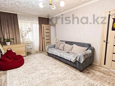 3-бөлмелі пәтер, 50 м², 3/4 қабат, 9-й микрорайон, Шевченко 147, бағасы: 18 млн 〒 в Талдыкоргане, 9-й микрорайон