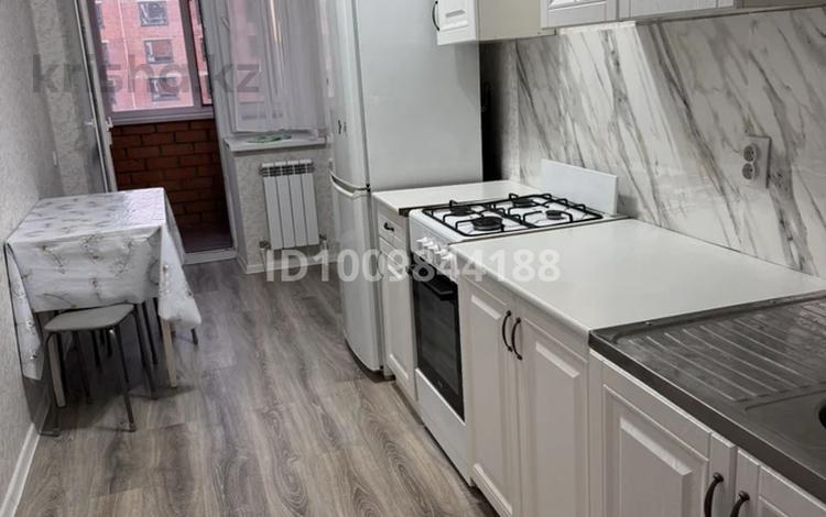 1-бөлмелі пәтер · 36 м², Мкр. Береке, 2 50, бағасы: 130 000 ₸ в Костанае — фото 2