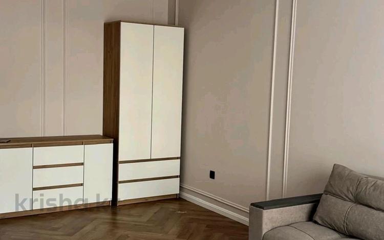 1-комнатная квартира · 35 м² · 8 этаж, К. Толеметова 85 за 200 000 ₸ в Шымкенте — фото 2