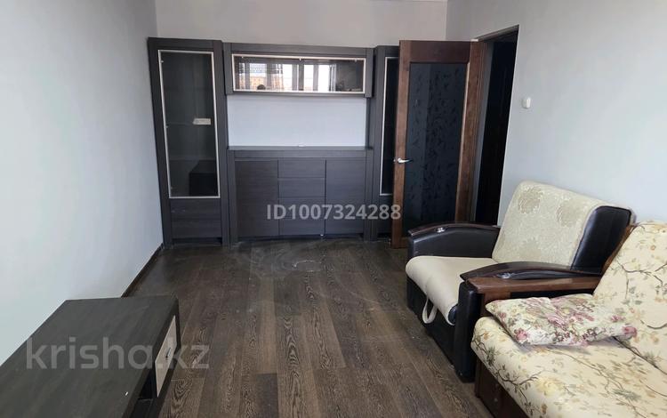 2-комнатная квартира · 50 м² · 8/9 этаж, мкр Строитель 5 за 17 млн ₸ в Уральске — фото 2