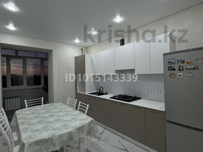 2-бөлмелі пәтер · 65 м² · 6/9 қабат, Оракбаева 1В, бағасы: 140 000 ₸ в Уральске