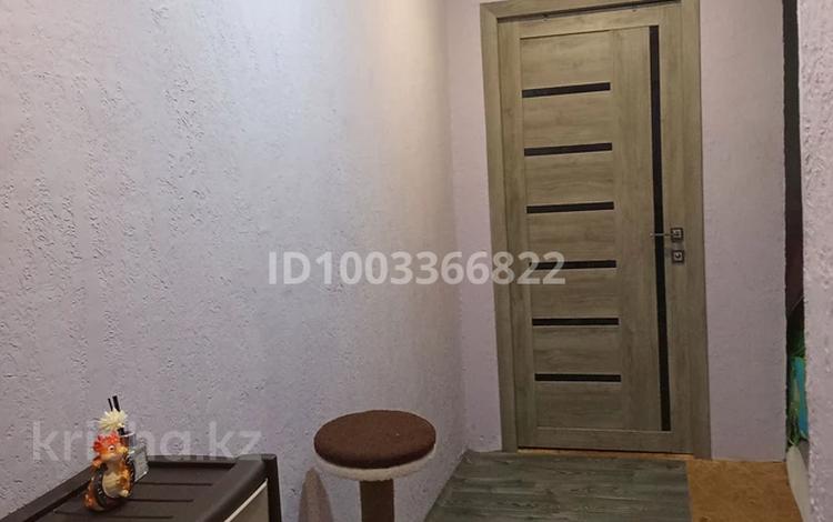 3-бөлмелі пәтер · 51.6 м² · 4/5 қабат, 3 микрорайон 11, бағасы: 13.7 млн ₸ в Риддере — фото 2