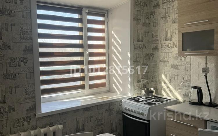 1-бөлмелі пәтер · 30 м² · 3/5 қабат, Кабанбай батыра 40, бағасы: 150 000 ₸ в Семее — фото 2