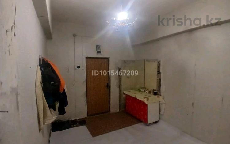 1 бөлме · 12 м² · 1/4 қабат, Огарева 2б — Магазин "Рамазан" , школа 44., бағасы: 50 000 ₸ в Алматы, Турксибский р-н — фото 2