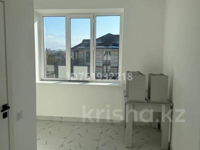 Аренда квартир в Алматинской обл.: 1-комнатная квартира · 30 м² · 3 этаж · помесячно, Асанова 76 (Алатауская трасса) 76 — По Алатауской трассе , поворот на улицу Асанова за 150 000 〒 1-комнатная квартира · 30 м² · 3 этаж · помесячно, Асанова 76 (Алатауская трасса) 76 — По Алатауской трассе , поворот на улицу Асанова за 150 000 〒 в Туздыбастау (Калинино)
