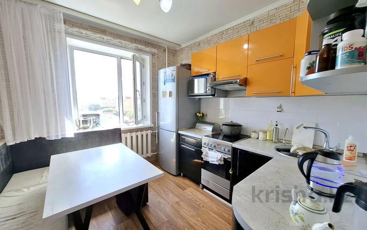 4-бөлмелі пәтер · 85.1 м² · 7/10 қабат, Голубые пруды ш/а., Майкудук, мкр Голубые пруды 6, бағасы: 27.7 млн ₸ в Караганде, Алихана Бокейханова р-н — фото 2