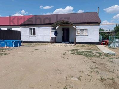 Жеке үй · 4 бөлме · 100 м² · 10 сот., Акбакай 2а, бағасы: 25 млн ₸ в Актобе, жилой массив Заречный-1