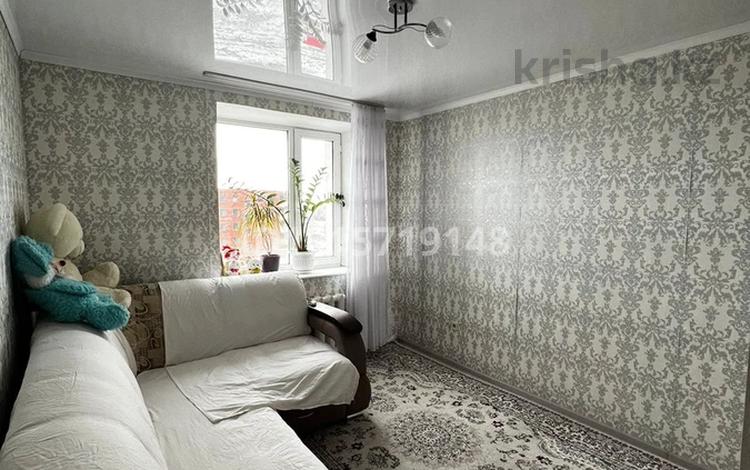 3-комнатная квартира · 65 м² · 5/5 этаж, мкр. Зачаганск пгт, 25-й Чапаевской дивизии 2 /1 2/1 за 20 млн ₸ в Уральске — фото 2
