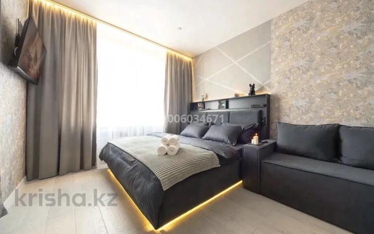 1-комнатная квартира · 32 м² · 4/5 этаж, Нуркена Абдирова 36/1 за 12 000 ₸ в Караганде, Казыбек би р-н — фото 2