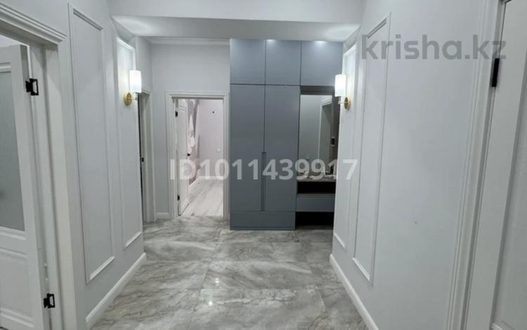 3-комнатная квартира · 81.7 м² · 5/5 этаж, просп. Тауелсыздык 5 за 32.6 млн 〒 в  — фото 2