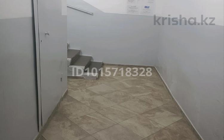 2-комнатная квартира · 51 м² · 10/10 этаж, мкр 8 285 — ,,самый центр 8мкр за 14 млн ₸ в Актобе — фото 2