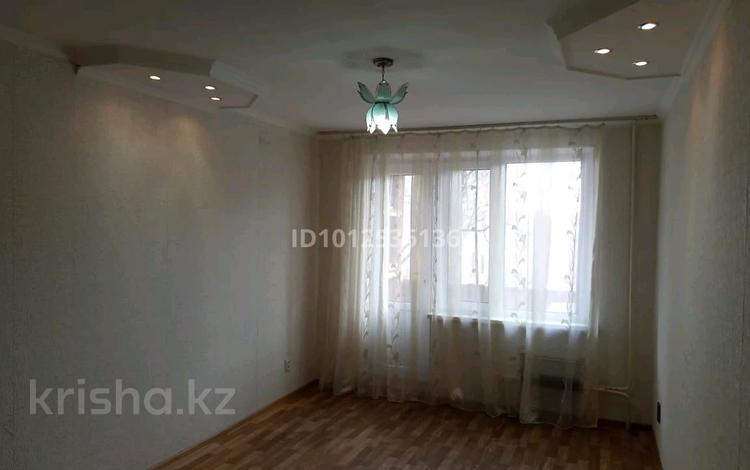 1-бөлмелі пәтер · 36 м² · 4/5 қабат, мкр Мынбулак 10, бағасы: 9 млн ₸ в Таразе — фото 2