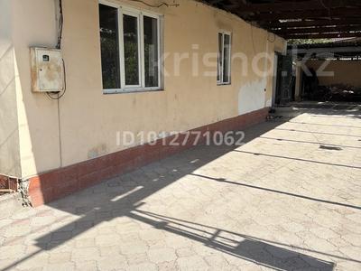 Отдельный дом · 4 комнаты · 150 м² · 12 сот., мкр Шанырак-1, Қобланды батыр 46 — Ақан сері за 500 000 ₸ в Алматы, Алатауский р-н