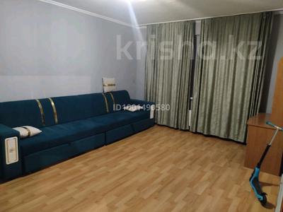 Аренда квартир в Алматы: 2-комнатная квартира · 70 м² · 9/9 этаж, мкр Аксай-1А за 250 000 〒 2-комнатная квартира · 70 м² · 9/9 этаж, мкр Аксай-1А за 250 000 〒 в Алматы, Ауэзовский р-н