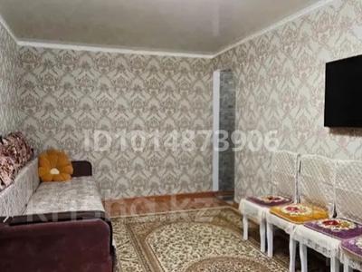 3-бөлмелі пәтер · 57.3 м² · 5/5 қабат, 12-шағынаудан 30, бағасы: 12 млн ₸ в Караганде, Алихана Бокейханова р-н