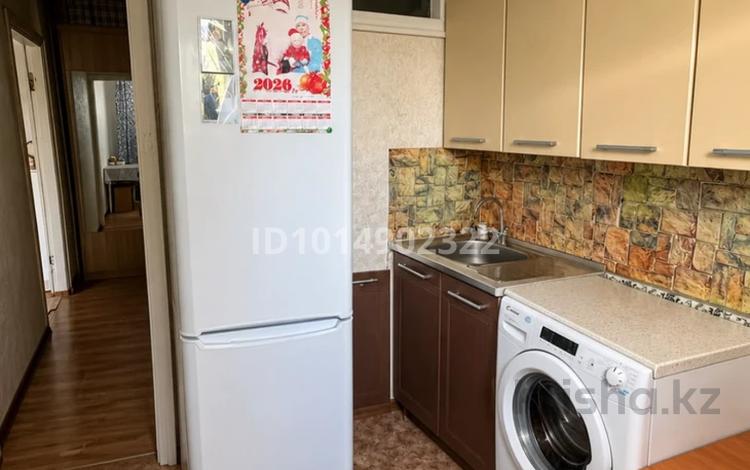 1-комнатная квартира · 30 м² · 5/5 этаж, мкр. Зачаганск пгт, Жангир хана 18/2 — Остановка Жазира за 10.8 млн ₸ в Уральске — фото 2