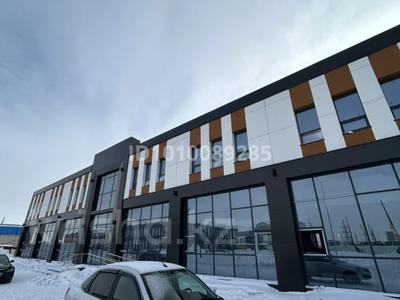 Свободное назначение, офисы, магазины и бутики, склады, азс, автосервисы и автомойки, общепит, салоны красоты, сельское хозяйство, бани, гостиницы и зоны отдыха, фитнес и спорт, медцентры и аптеки, образование, развлечения, конференц-залы, кабинеты и рабочие места, студии · 1700 м² за 13.6 млн ₸ в Косшы