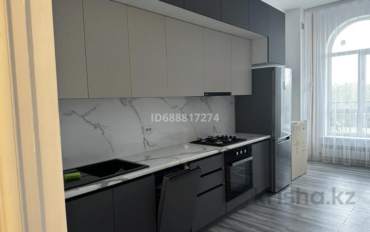 2-комнатная квартира, 83 м², 3/4 этаж, 2 84