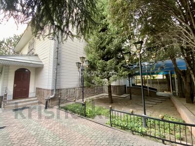 Отдельный дом · 6 комнат · 300 м² · 6.3 сот., мкр Алмас — Шаляпина-Момышулы за 159 млн 〒 в Алматы, Ауэзовский р-н